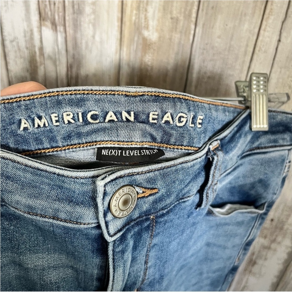 American Eagle Light Wash Long Jegging - Picture 5 of 8